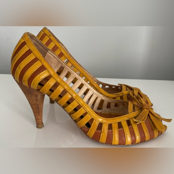 MINE DE RIEN PEEP TOE PUMPS - Picture 2 of 9